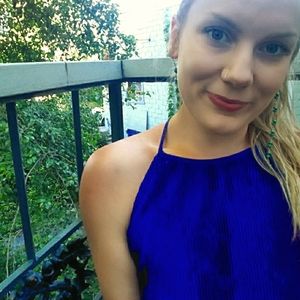 Meet your Posher, Kayla